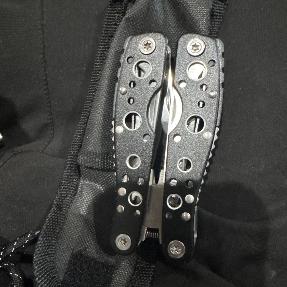 LETARGETS BLACK 7 TOOL MULTITOOL