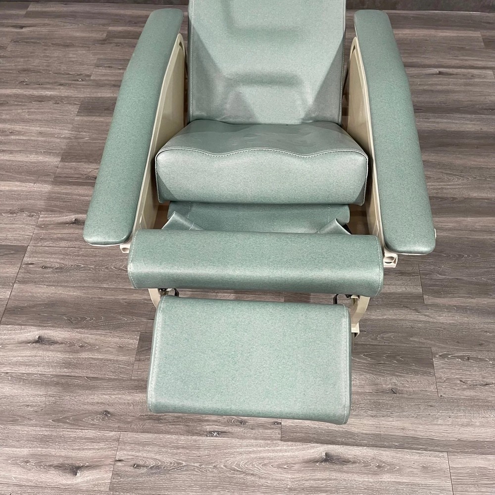 Invacare Deluxe 3 Position Recliner