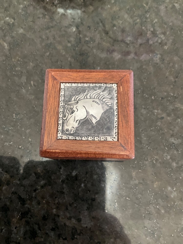 Mini Box size:2.5"x2.5"x1.5"