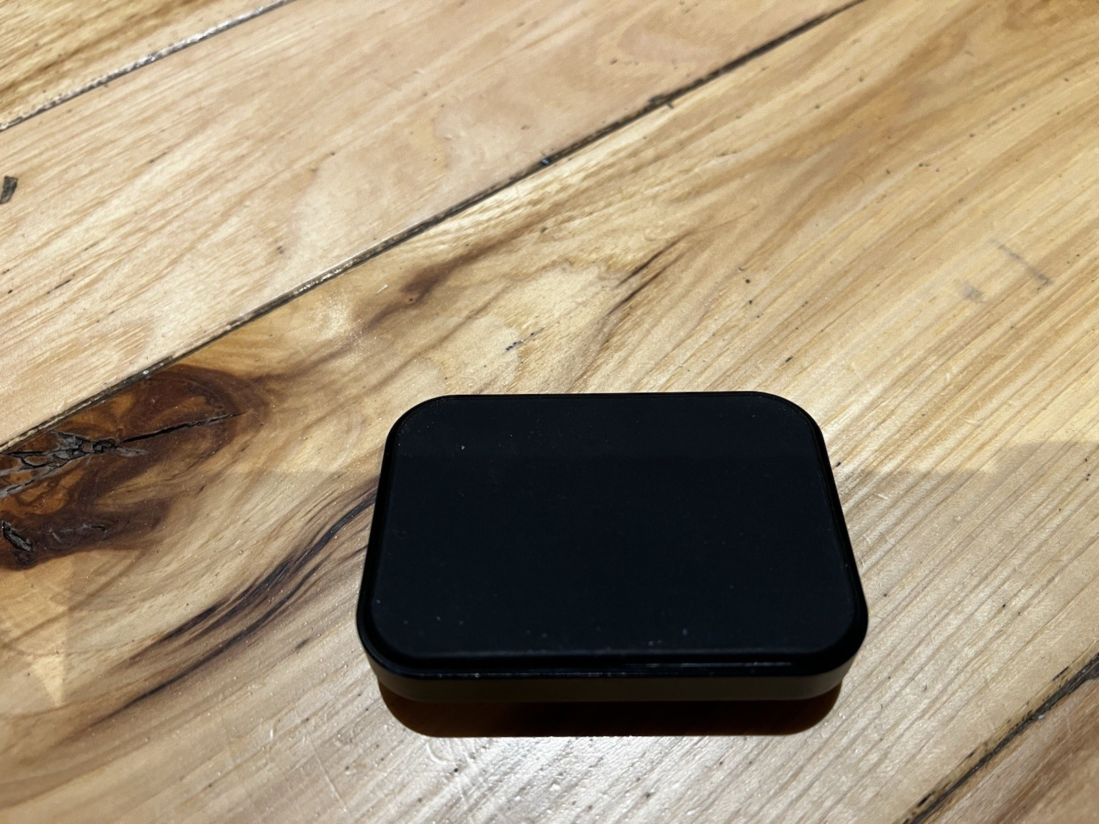 Limitless AI (now Meta) Pendant With Dock, Lightly Used, MINT