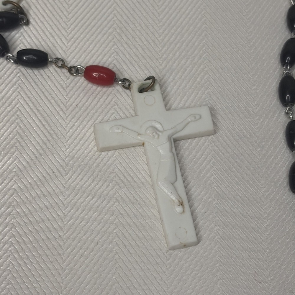 Vintage Rosary Red Black Beads Plastic Cross Metal Link Chain