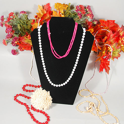 black padded velvet stepped necklace jewelry pendant display form 8.25"x12"
