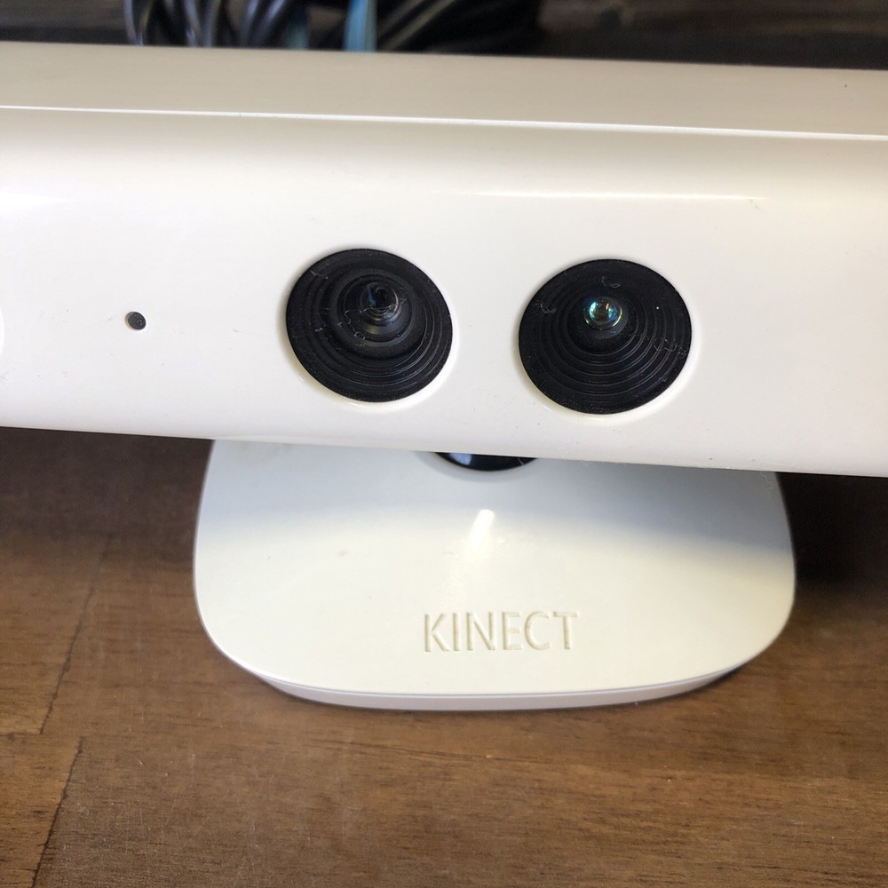 Microsoft Xbox 360 Kinect Sensor Bar White Video Game Console Accessory USB