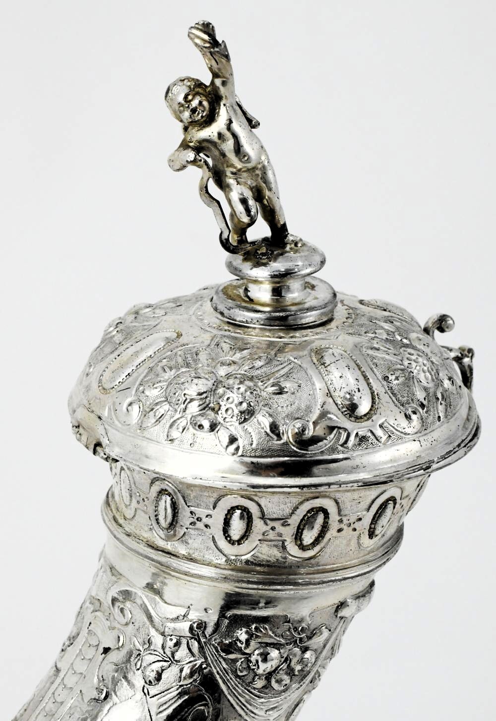 X LARGE FIGURAL GERMAN HANAU SILVER CORNUCOPIA DRINKING HORN SILVER TANKARD 1920