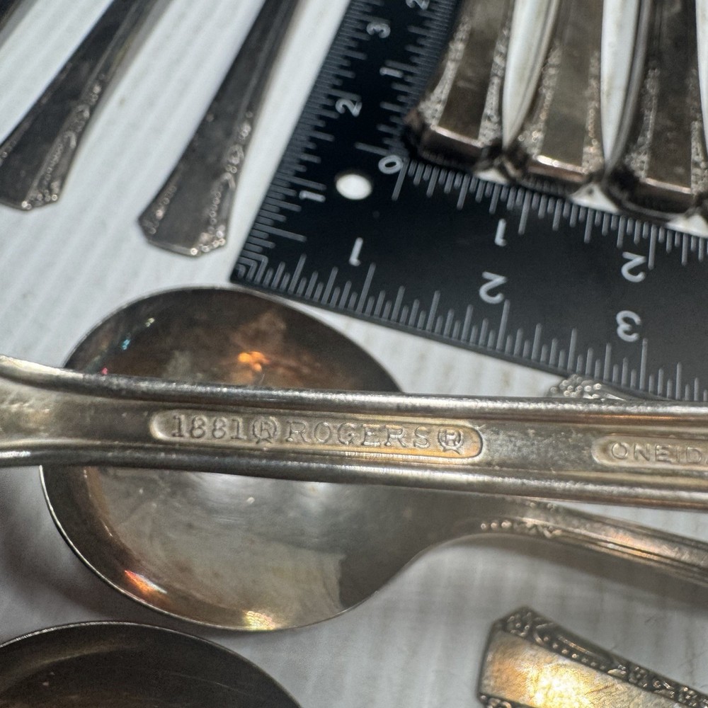 40pcs 1881 Rogers Oneida Delmar Flatware