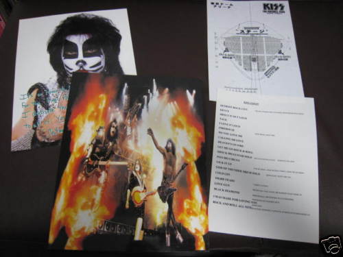 KISS 2001 Japan Tour Book Concert Program with Set List , Map