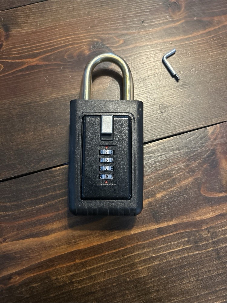 Realtor Key Security Lockbox With 4 Number Resettable Combination