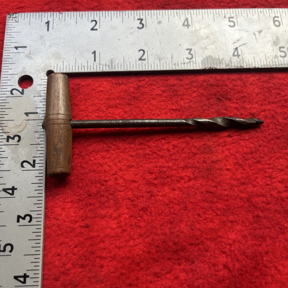 VINTAGE SMALL PILOT DRILL STARTER AUGER BIT TOOL (tb3.2)