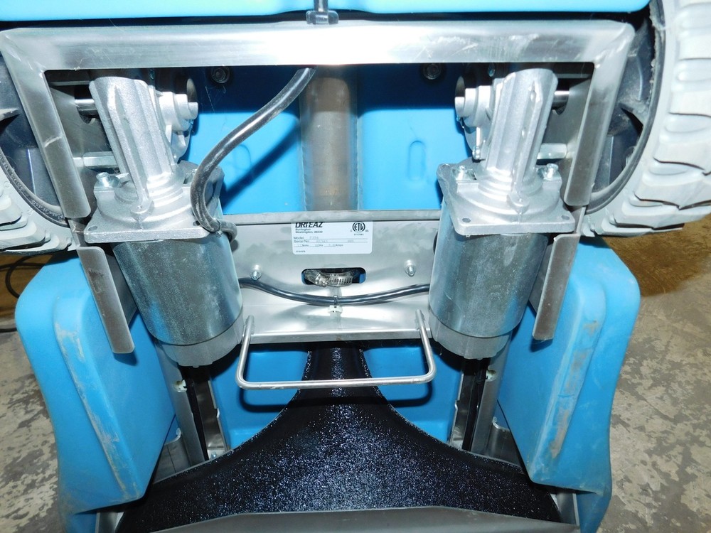 DRI-EAZ F354 ROVER HIGH VOLUME EXTRACTOR (#4747)