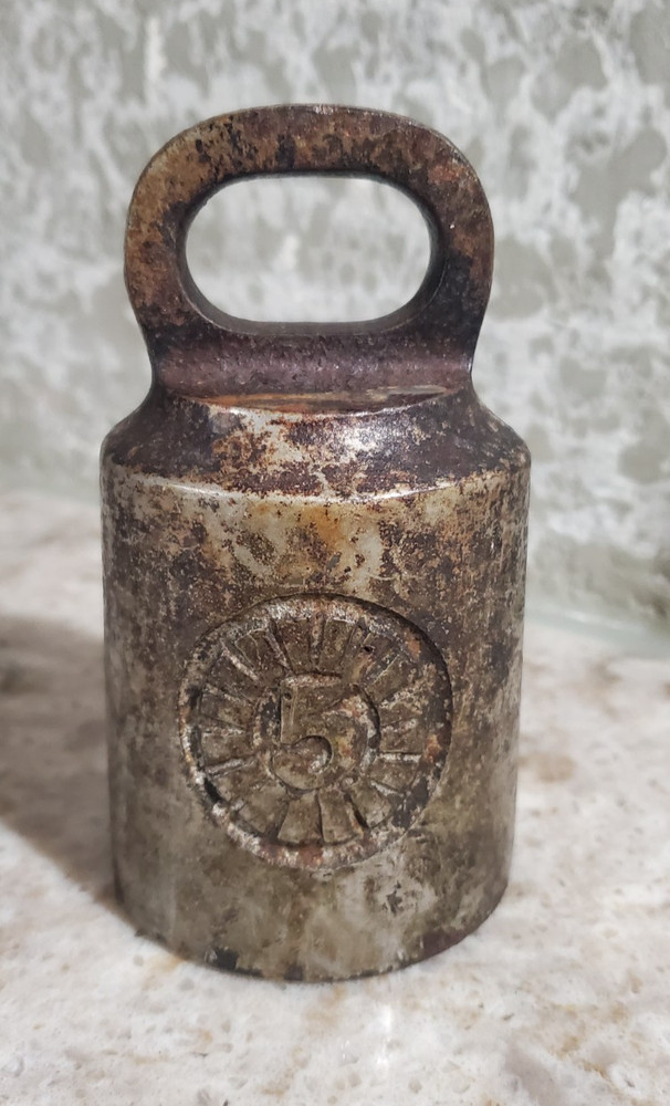 Antique Cast Iron Scale Weight - 5 pound