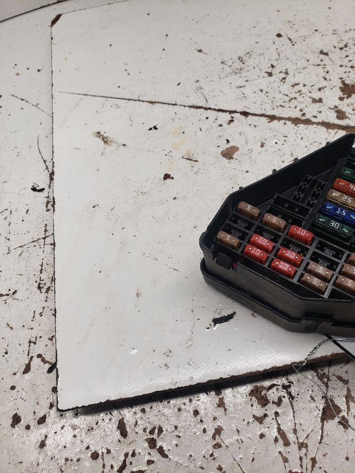 Used Fuse Box Engine fits: 2008 Audi A6 engine compartment Grade A