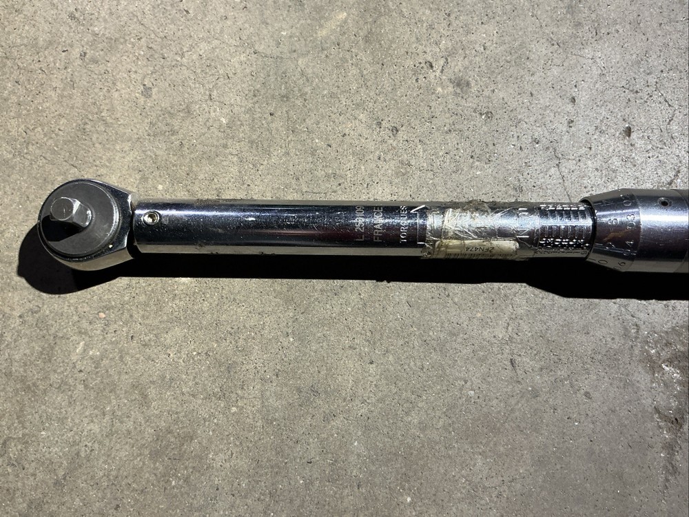 Mac Tools Rounded Head Micro-Adjustable Torque Wrench 30-200 In-Lbs 1/4 TWM200A