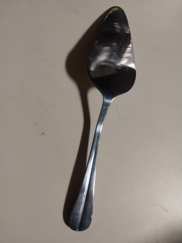 Cake Server unbranded used stainless steel