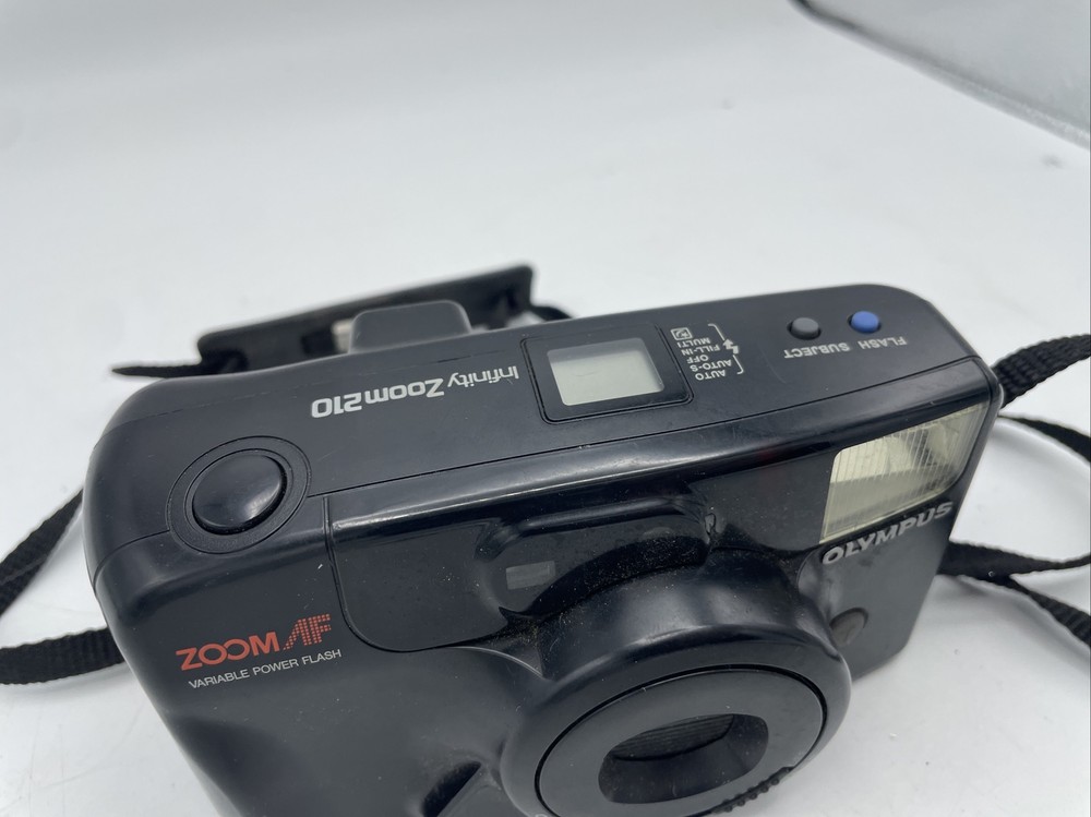 Olympus Infinity Zoom 210 Point and Shoot Camera UNTESTED