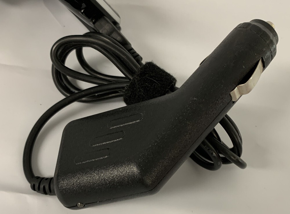 Peak Performance GPS Navigation System 5" Widescreen Used