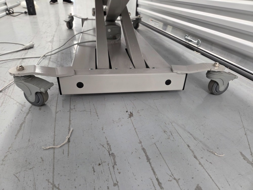 CLINTON Power Table with Adjustable Backrest and foot pedal