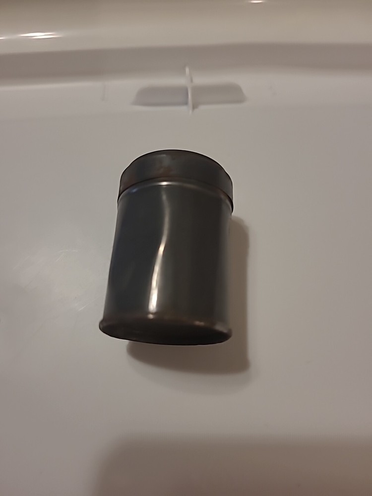 Vintage american empty snuff tin