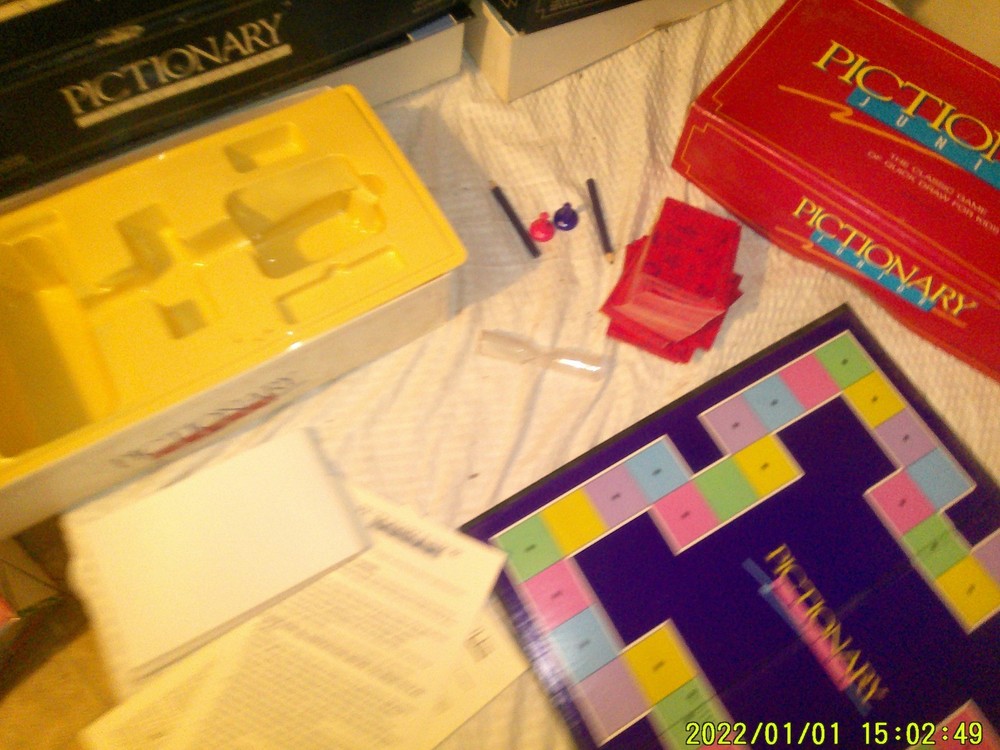 3 USED OLD BOARD GAMES 2 SAME PICTIONARY 1 PICTIONARY JUNIOR