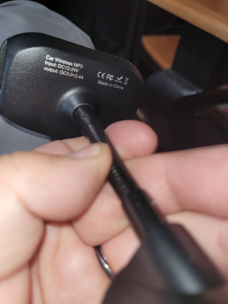 FM Transmitter, Sumind Wireless Radio Adapter Car Kit