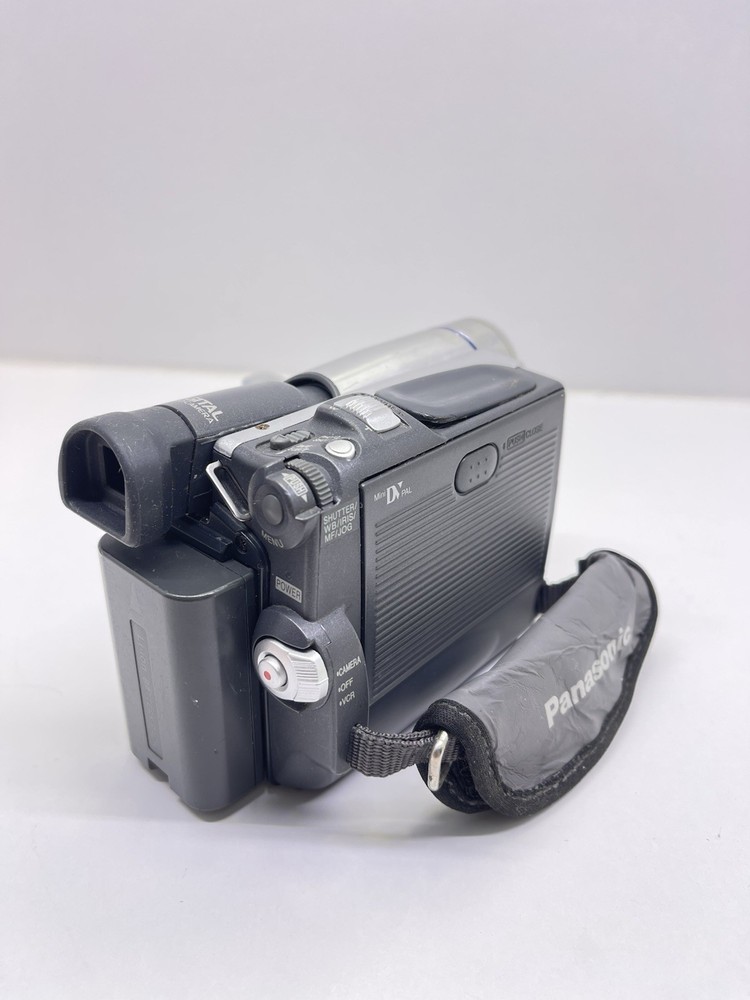 Panasonic NV-DS60 MiniDV Camcorder Digital, Untested