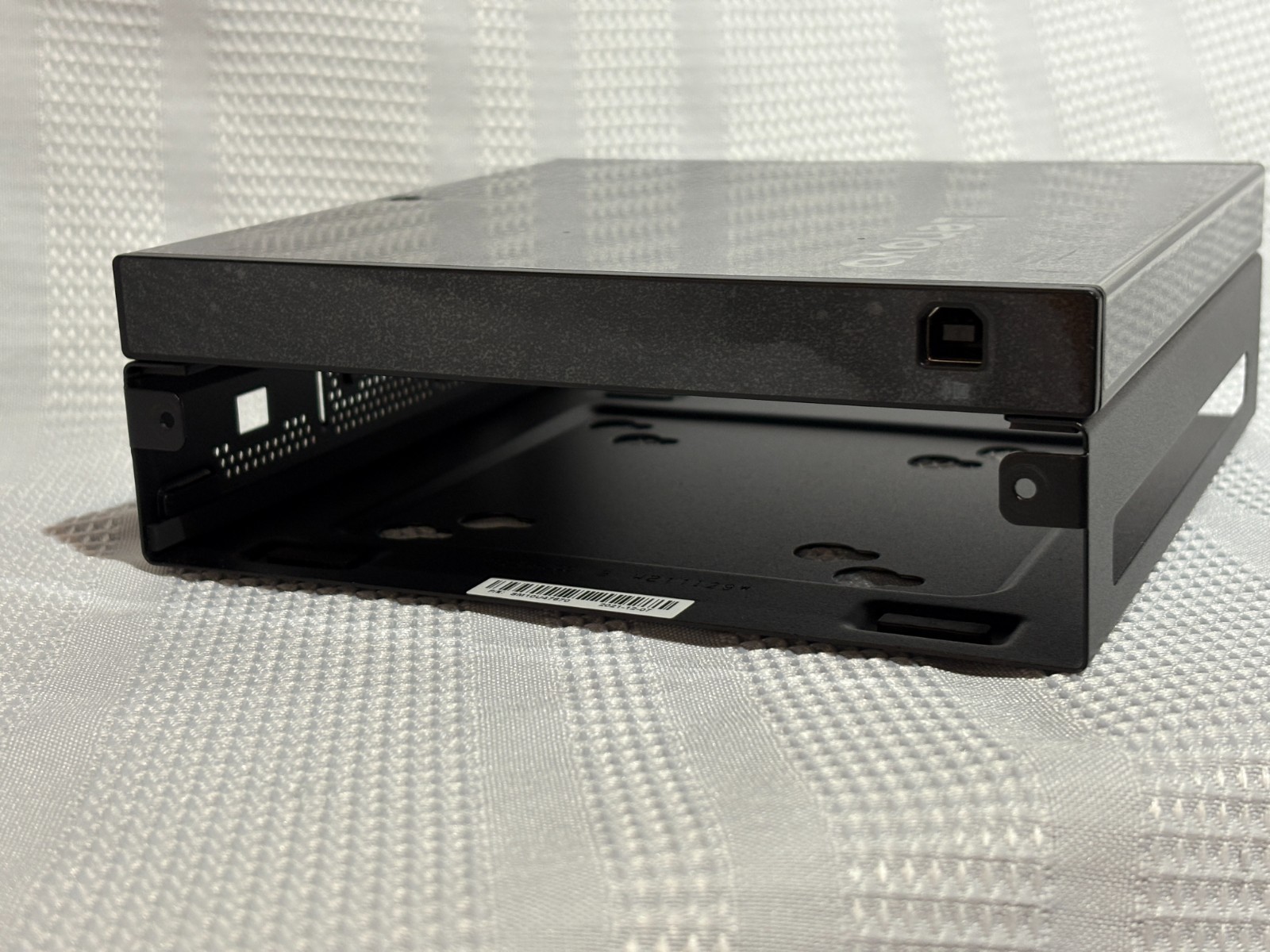 Lenovo ThinkCentre Tiny VESA Mount II + USB DVD-RW Burner - TESTED