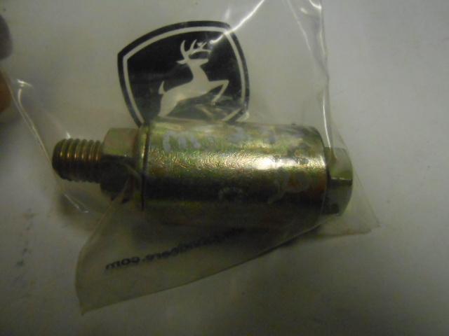 JOHN DEERE MT2351 SPACER