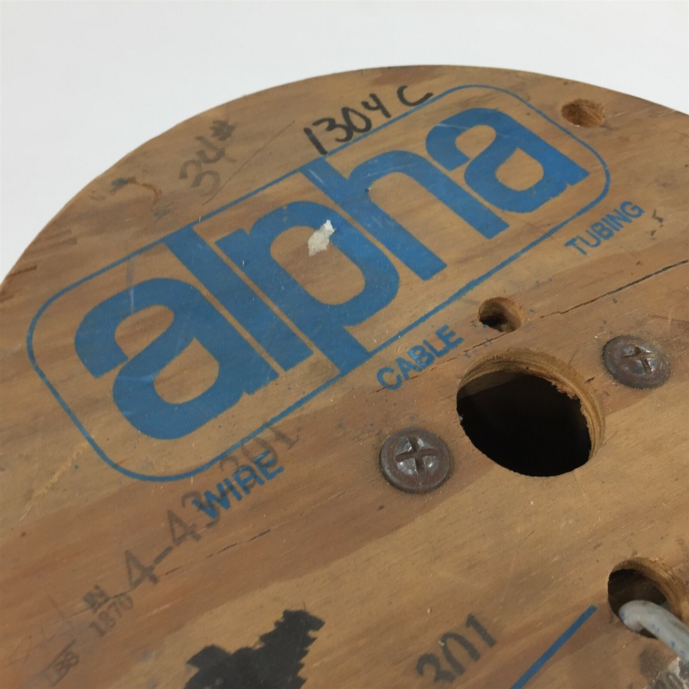 Alpha 1304C Multi-Conductor Cable 22awg 3/PR Solid 1000' Gray