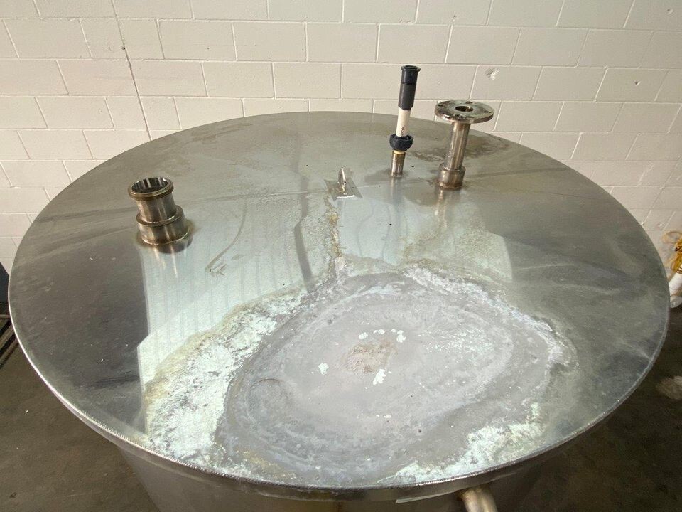 600 Gallon SS Tank