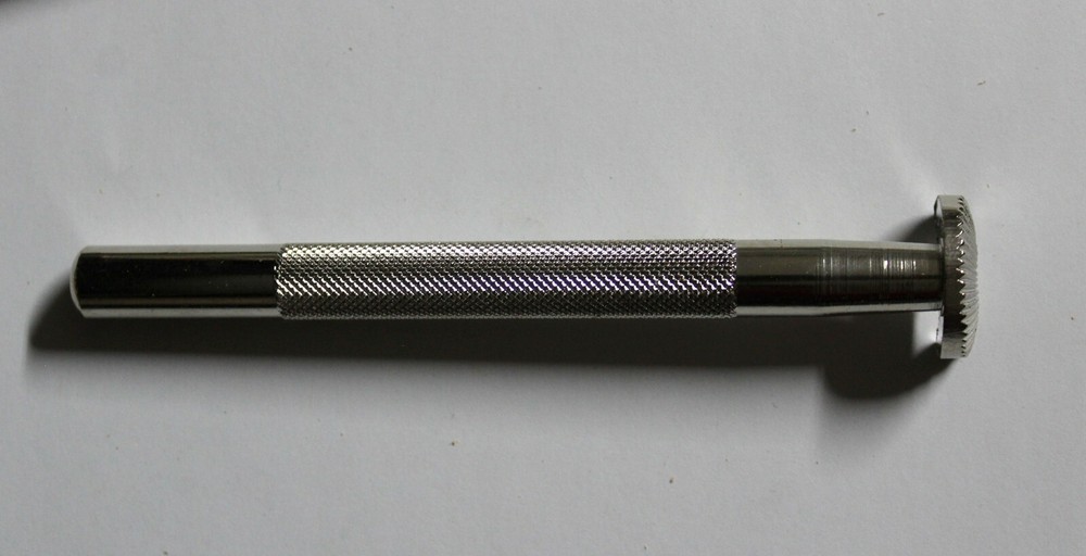 * Tandy Leather CRAFTOOL Stamping Tool - CAMOUFLAGE - C454