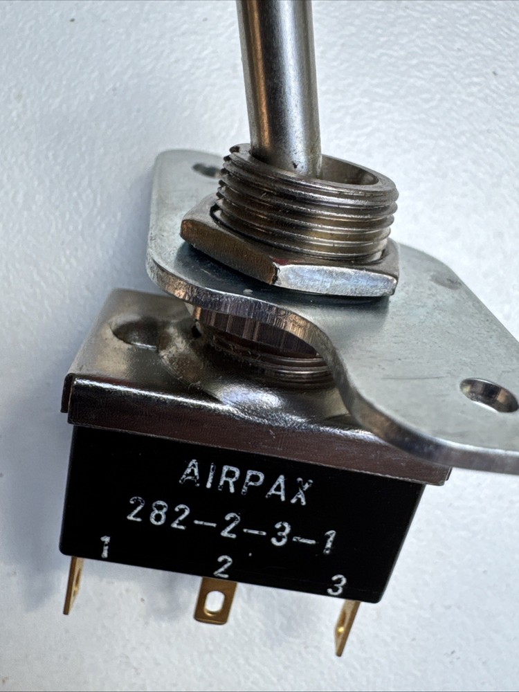 Airpax 282-2-3-1 -7639 Toggle Switch