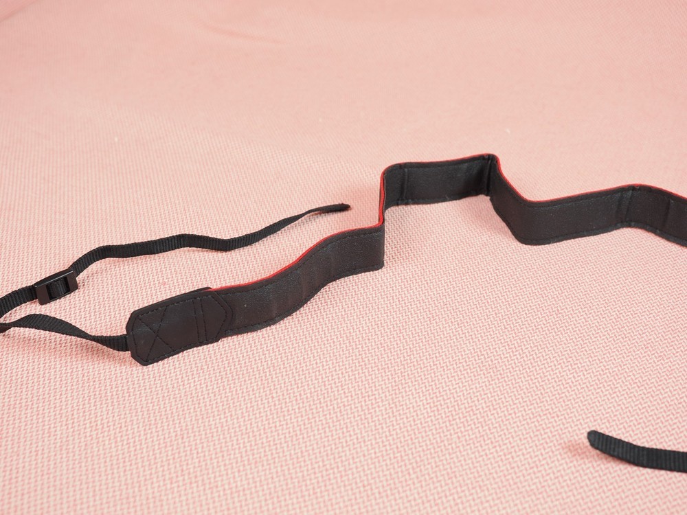 CANON EOS R5 CAMERA NECK STRAP for Mirrorless camera ER-EOSR5