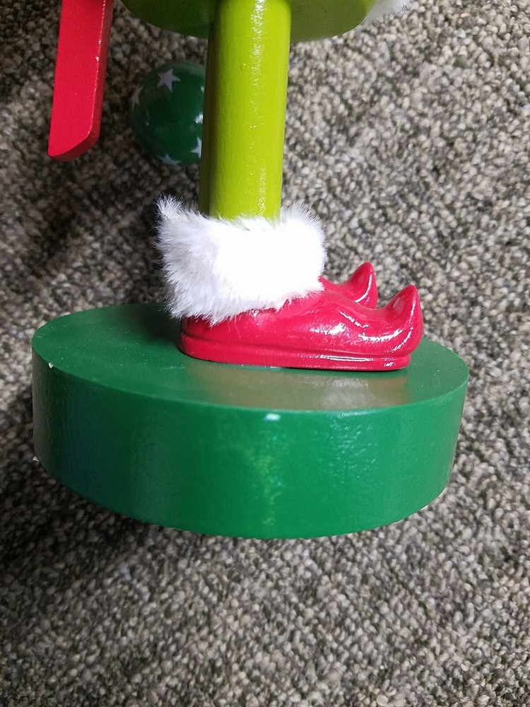 Read Description - Ruz Dr. Seuss Grinch Nutcracker, approx 10- 11 inches