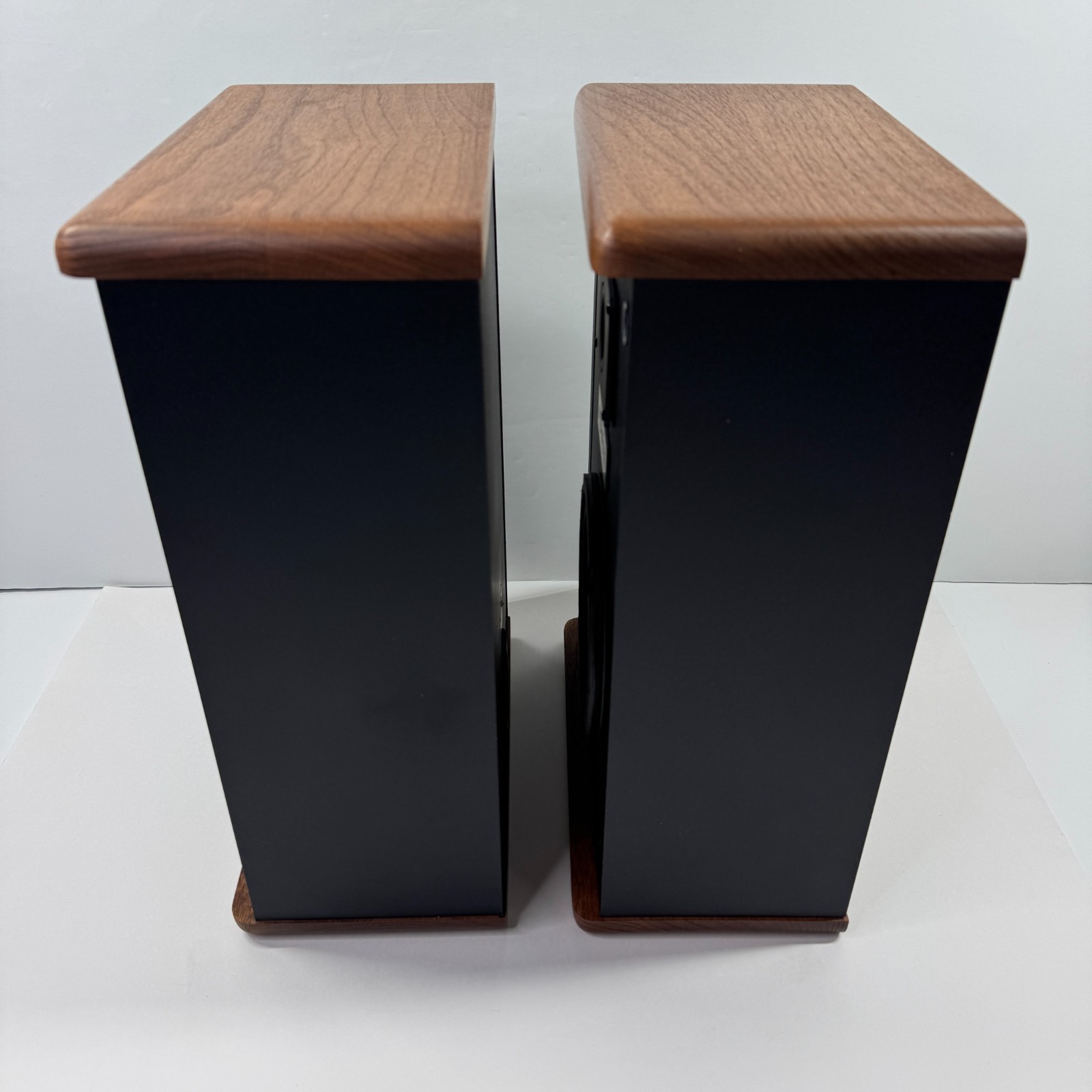 Baby Advent II Speakers - Refoamed - New Tweeters + Caps + Badges Sound Awesome!