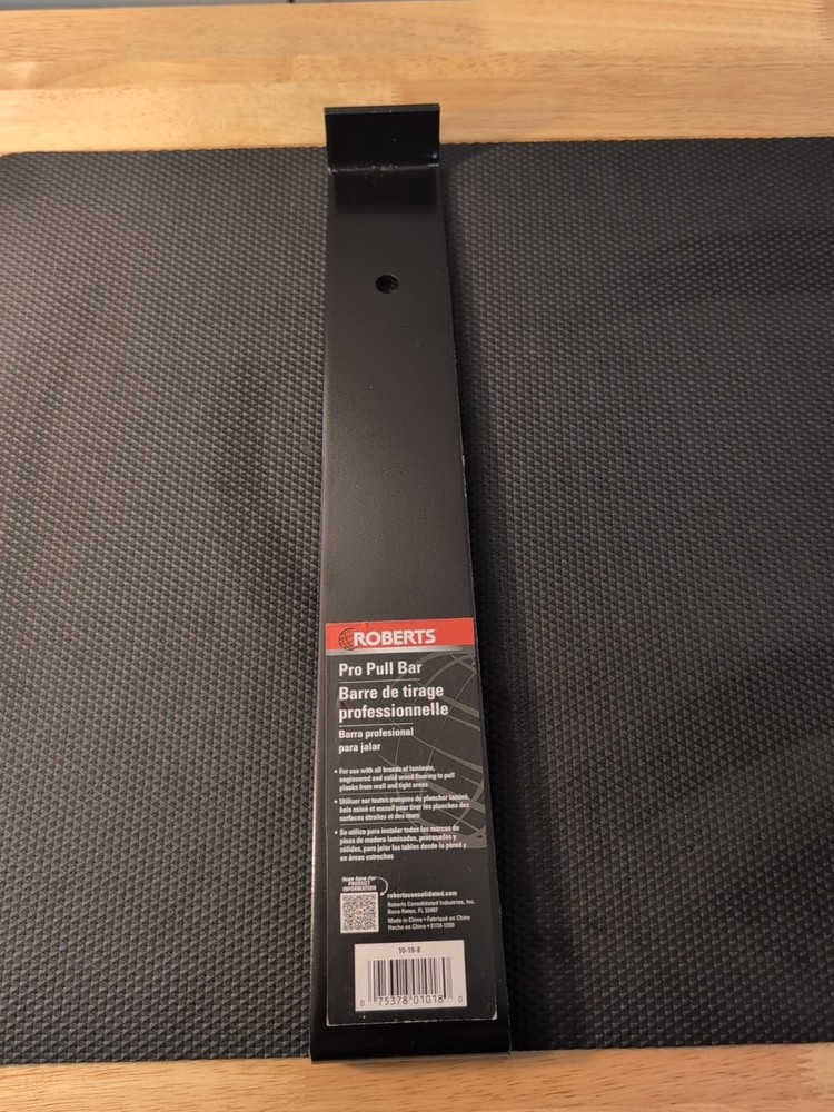 Roberts Pro Pull Bar Flooring Tool Black 10-18-8 Laminate Pullbar Hand Tool