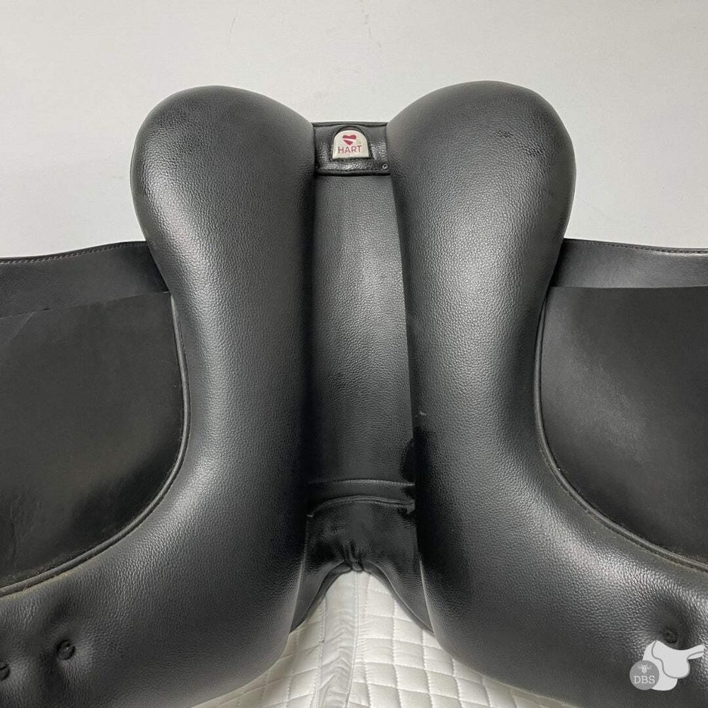 Arena 16.5" Interchangeable Dressage Saddle