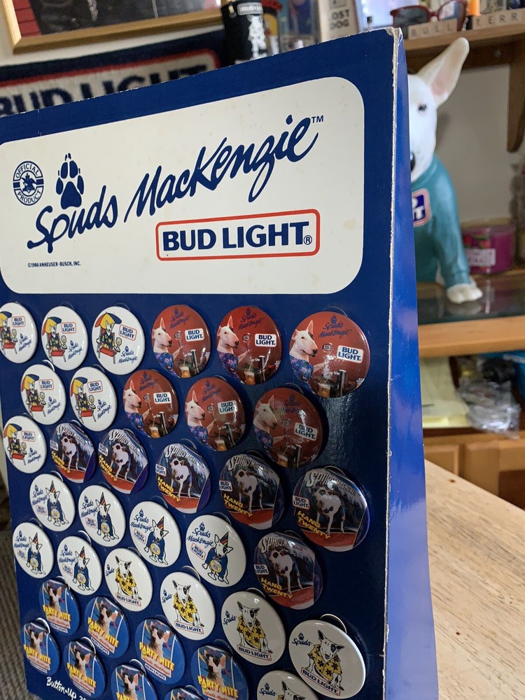Spuds Mackenzie Full display Bud Light Dog Hat Jacket pinback Pin