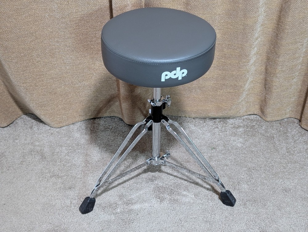 PDP by DW Gravity Series 810R Medium Weight Round Top Throne Gray