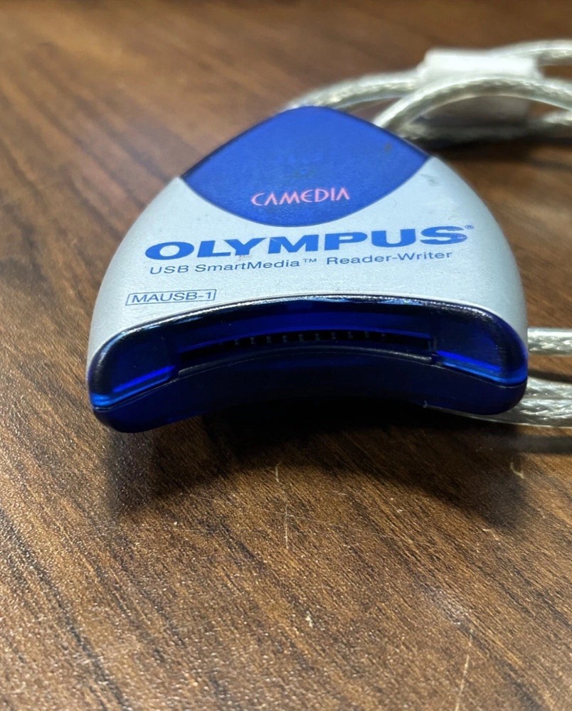 Olympus USB SmartMedia Reader/Writer - Vintage Electronic w/ Box