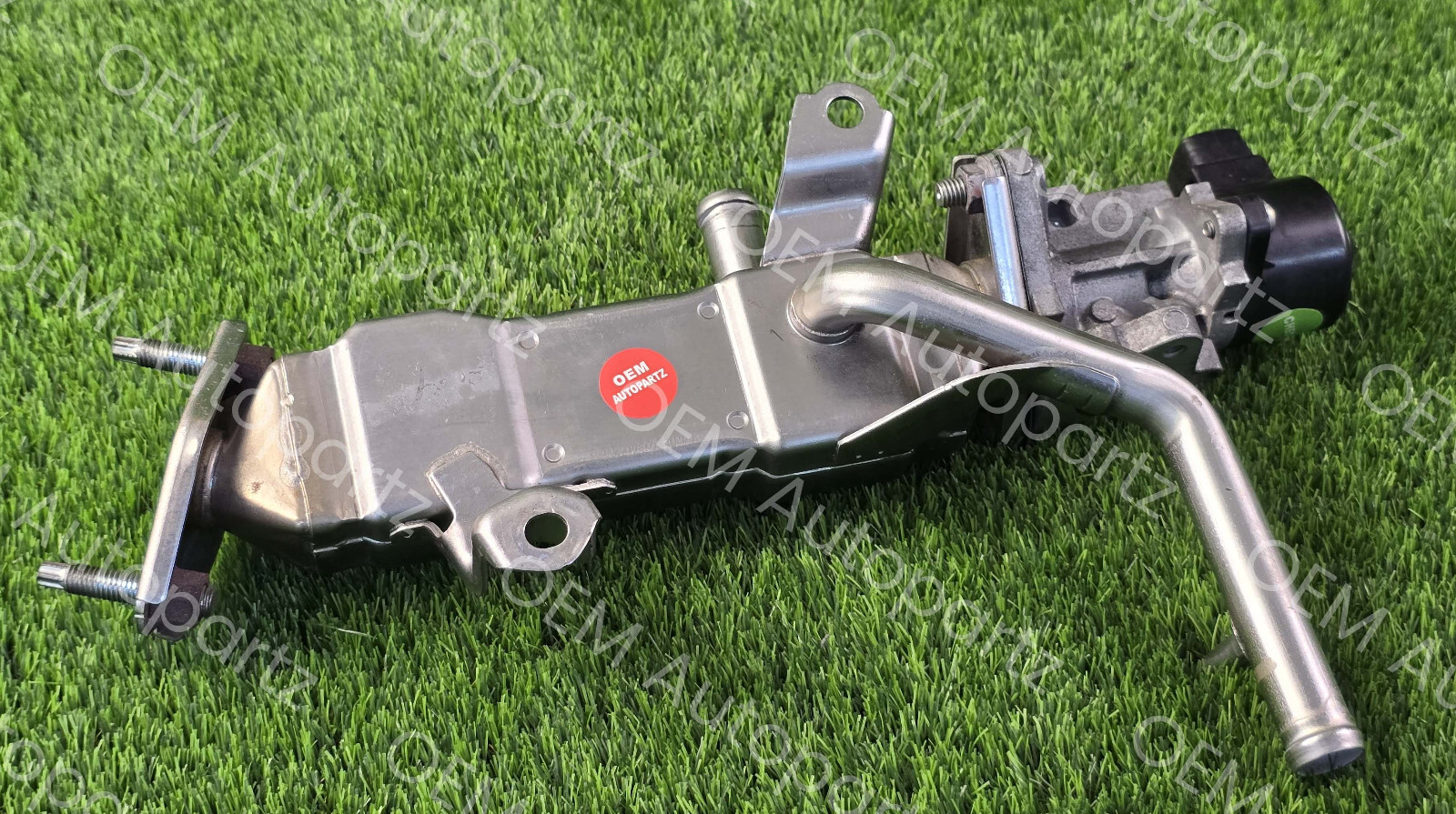 Toyota Prius 11-17 Genuine 25601-37010 EGR Pipe with Valve 25620-37110 : Prius V