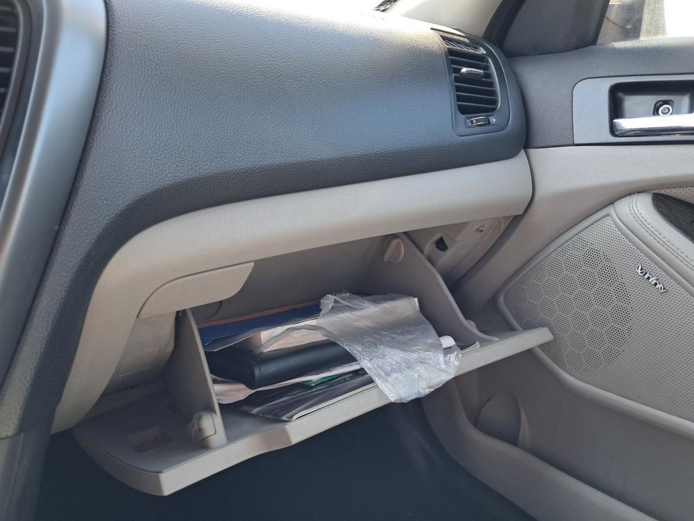 OPTIMAKIA 2013 Glove Box 4829276