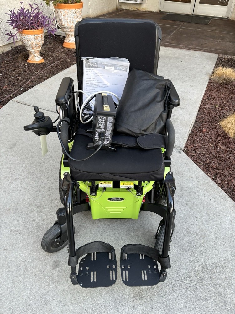 Quickie Pulse 6 motorized wheelchair