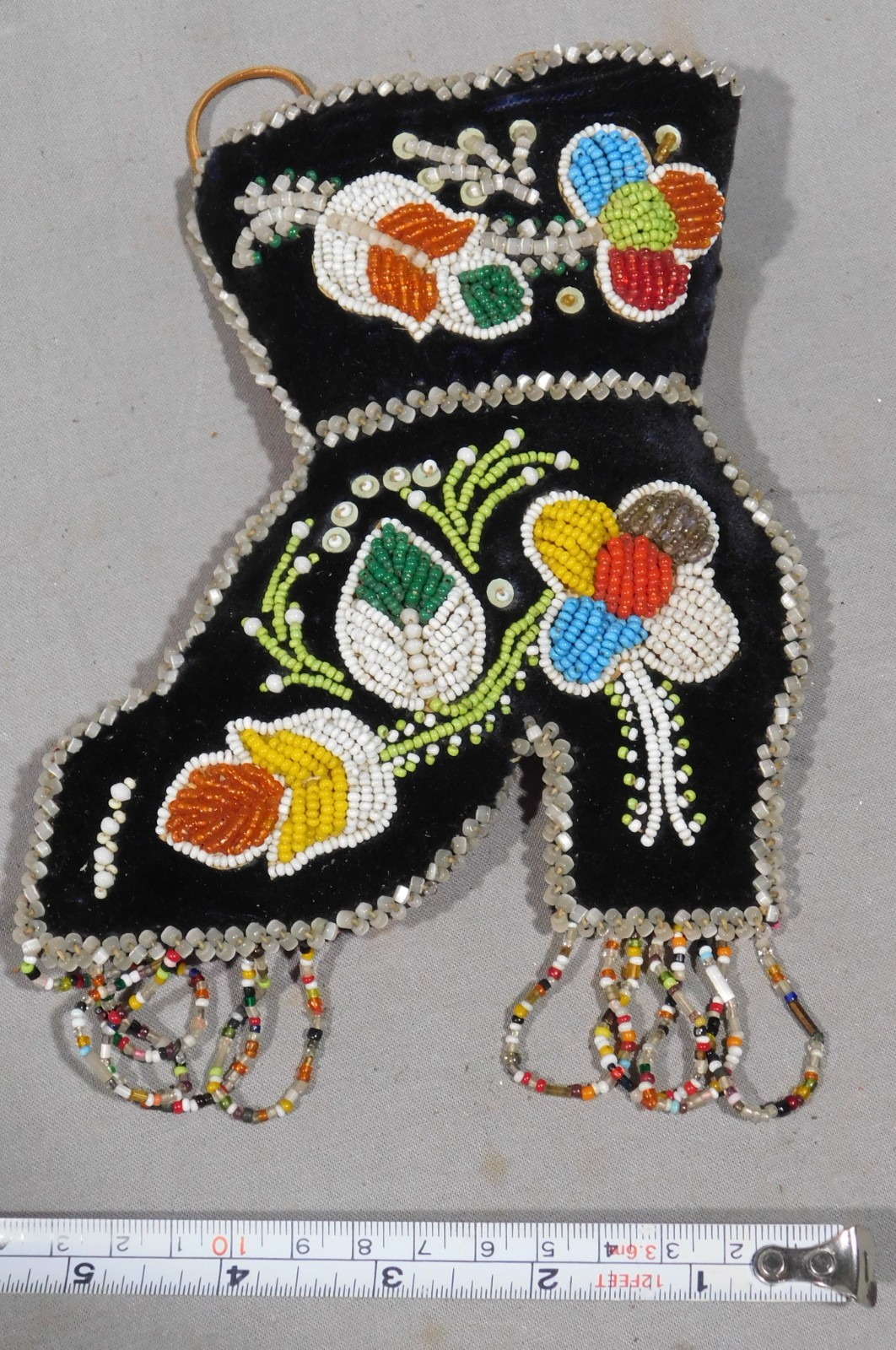 Vintage Native American Beaded whimsey purse Iroquois Great Lakes Canada USA