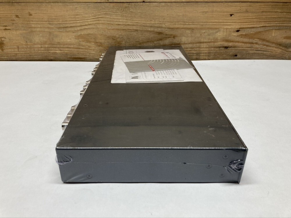 1:5 Component Video Distribution Amplifier VM-1045 Kramer
