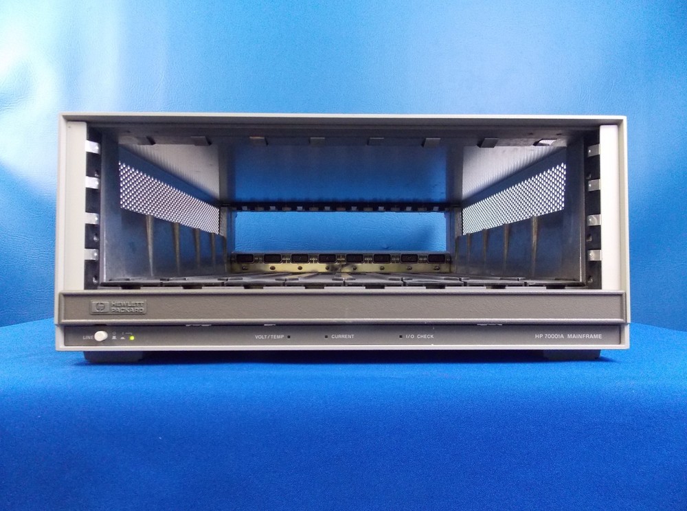 Agilent HP Keysight 70001A System Mainframe 8 Slots