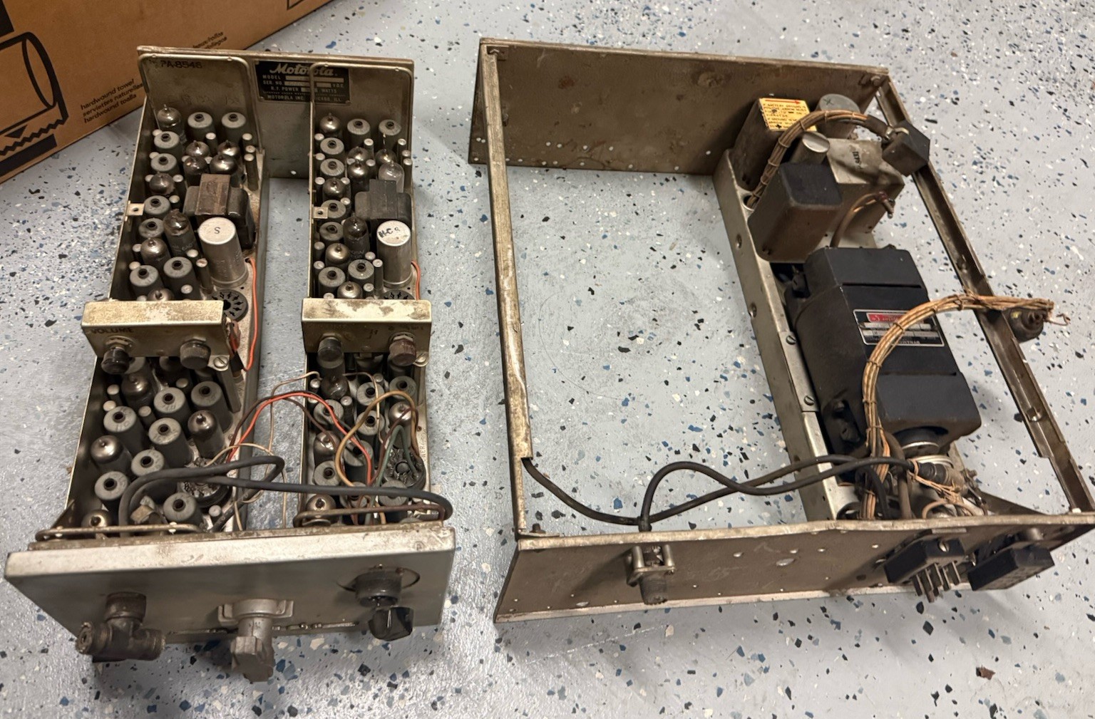 Vintage Motorola Tube Radio Chassis w/ Dynamotor FMTRU-5-V WWII Era Untested