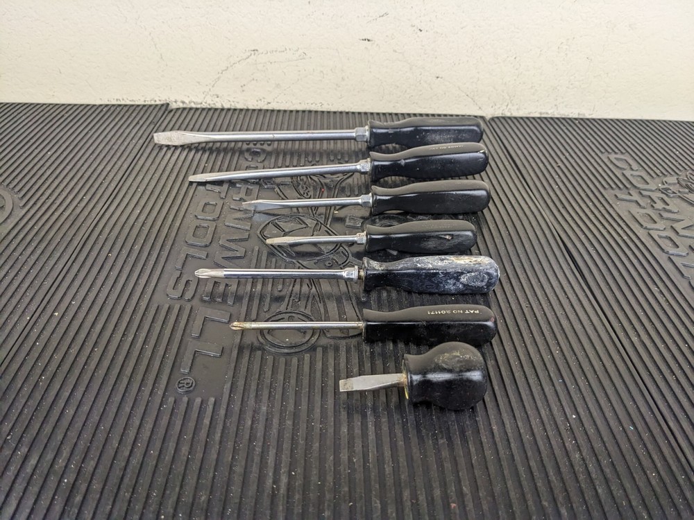 #bh041 Snap On Tools 7pc Flat Phillips Black Hard Handle Screwdriver Set