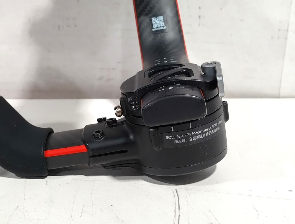 DJI RS 2 P02 High-Performance 3-Axis DSLR & Cinema Camera Stabilizing System
