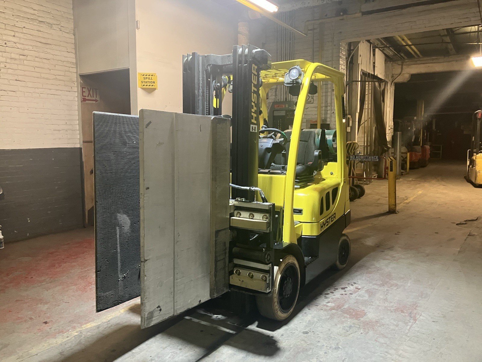2019 Hyster 5000 LB Forklift with Carton Clamp and 3 Stage Mast