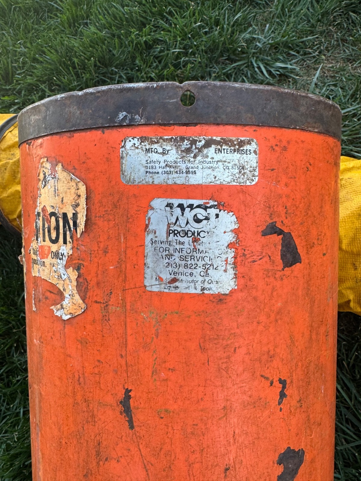 8" Confined Space Blower 110V Pupco 911 w/ 14ft Duct Hose & Metal Storage Can