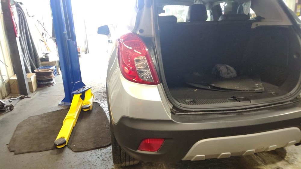 Steering Column Floor Shift Fits 15-16 ENCORE 1063197